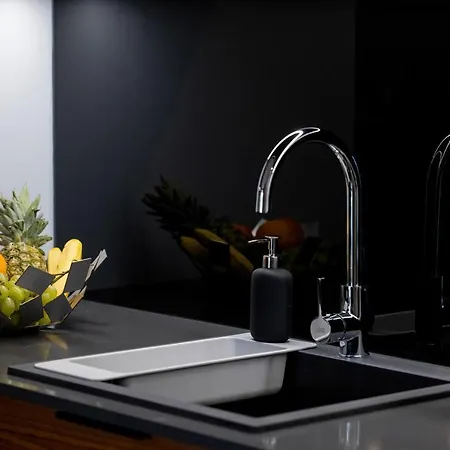 Exclusive Mostowa By Renters Prestige Lägenhet Poznań