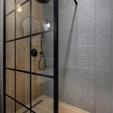 Exclusive Mostowa By Renters Prestige פוזנן