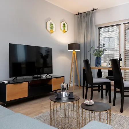 Exclusive Mostowa By Renters Prestige Lägenhet