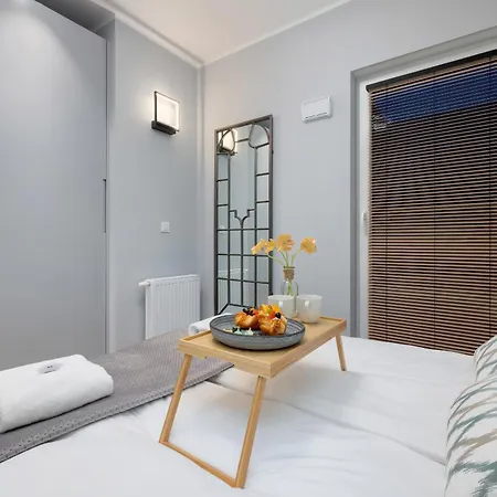 Exclusive Mostowa By Renters Prestige Lägenhet *