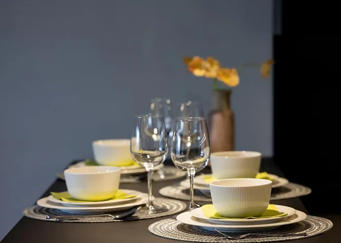 Exclusive Mostowa By Renters Prestige Apartment Poznan