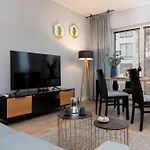 Exclusive Mostowa By Renters Prestige Apartment