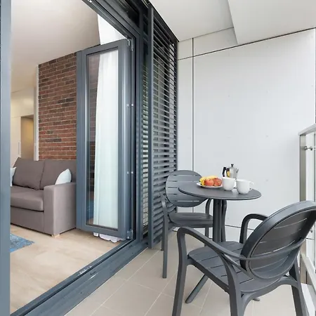 Exclusive Mostowa By Renters Prestige Poznan