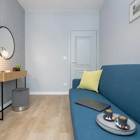 Exclusive Mostowa By Renters Prestige