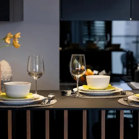 Exclusive Mostowa By Renters Prestige Апартаменты *