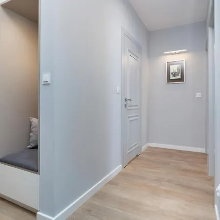 Exclusive Mostowa By Renters Prestige Apartment *